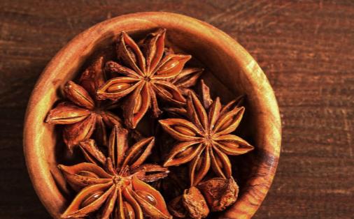八角和假八角的區(qū)別 八角的功效與作用