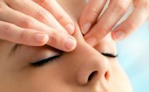 眼角的皺紋如何消除 最有效的去皺方法讓你戰勝皺紋