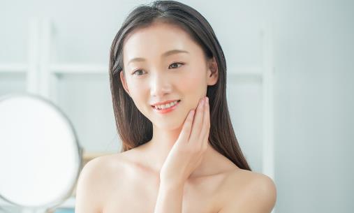 新手小白應(yīng)該如何護(hù)膚 要注意這三點