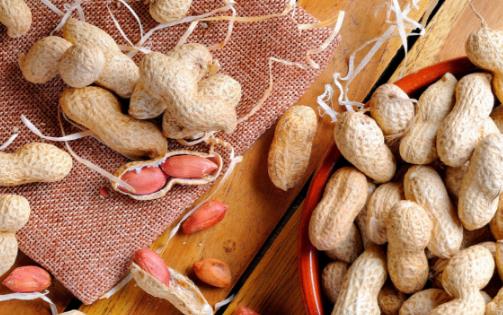 花生正確的吃法不用擔(dān)心發(fā)胖 四類(lèi)人不宜吃花生