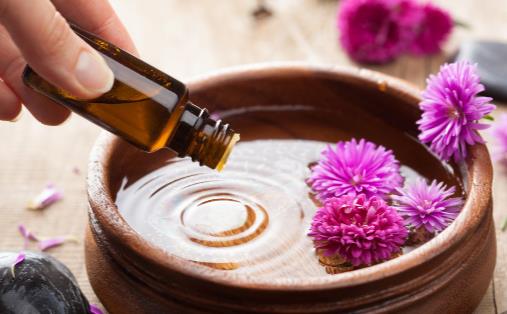 檀香精油的美容功效 檀香精油怎么護膚