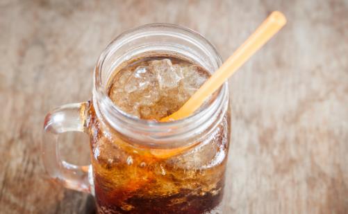 碳酸飲料與牙齒健康 導致蛀牙