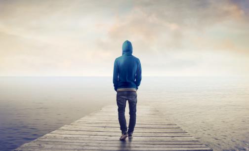 孤獨容易導致腦萎縮 長時間感到孤獨竟然危害如此大