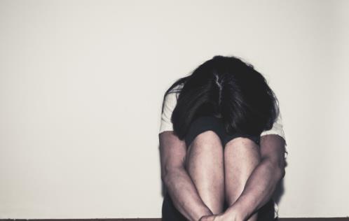 孤獨容易導致腦萎縮 長時間感到孤獨竟然危害如此大