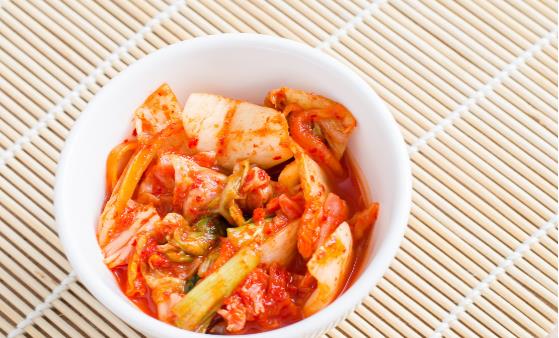 泡菜發酵時間越長亞硝酸鹽含量越低 泡菜常見的做法分享