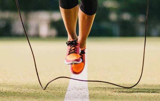 推薦少女跳繩減肥 7種跳繩運動法鍛煉體質