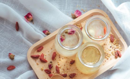 燕窩加什么燉最好？燉燕窩用冷水還是熱水？