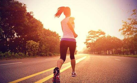 堅(jiān)持跑步卻沒(méi)有瘦的原因 正確解鎖跑步減肥的技巧