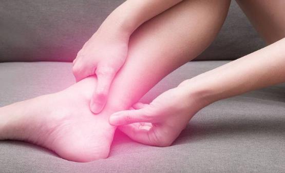 睡覺時突然抽搐的原因是什么 抽搐發(fā)作時的護(hù)理