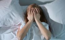 睡不好覺可能是吃錯了東西 富含精制碳水化合物易致失眠