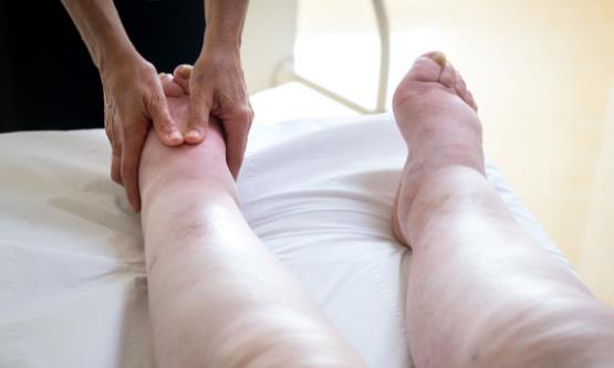 總是吃太咸的食物易引發(fā)水腫 吃得太咸還會引發(fā)什么疾病