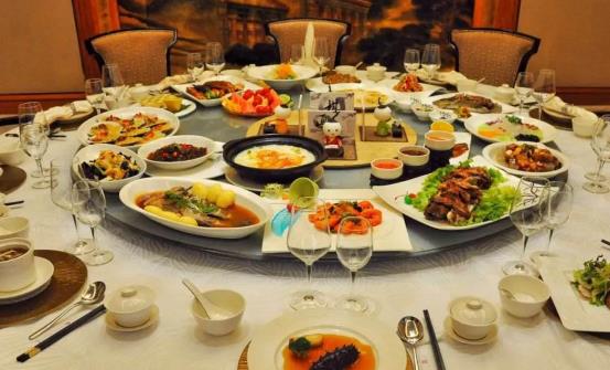 采用飲食減肥應(yīng)該注意的10個(gè)飲食誤區(qū) 弄錯(cuò)方法是越減越肥