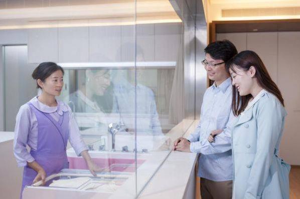 國(guó)泰御璽兒：普通家庭在月子中心坐月子真的過(guò)于奢侈嗎？