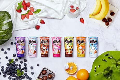 明治欣欣杯新包裝玩出新花樣紙盒變身涂色卡 親子樂趣齊FUN享