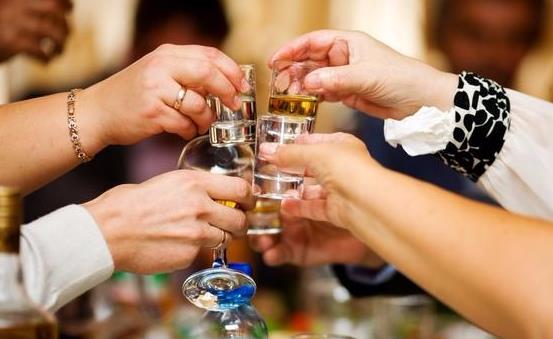 導致甘油三酯偏高的原因 合理的膳食結構來降三脂