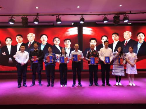 【初心不忘，續(xù)夢前行】鄭州京美醫(yī)院2020新年團拜會隆重舉行！