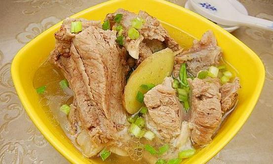 豬骨頭湯美味營養又滋補 補鈣補鐵抗衰老可以多喝