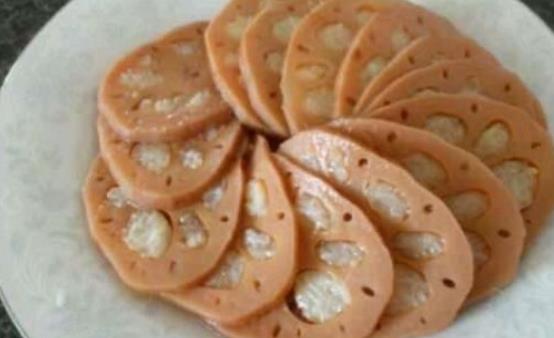 蓮藕華而樸實營養高 蓮藕燉排骨無疑是天作之合