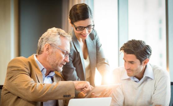 職場中如何拉近同事關系 辦公室哪些社交禮儀影響人際關系