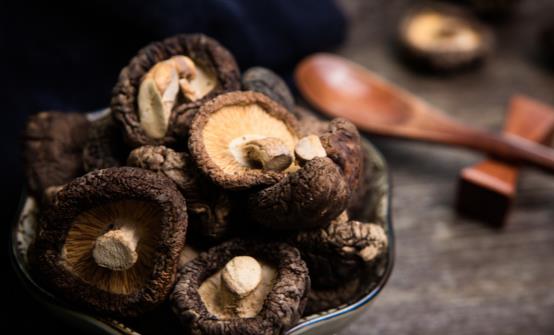 去除老人斑試試飲食調理 值得推薦