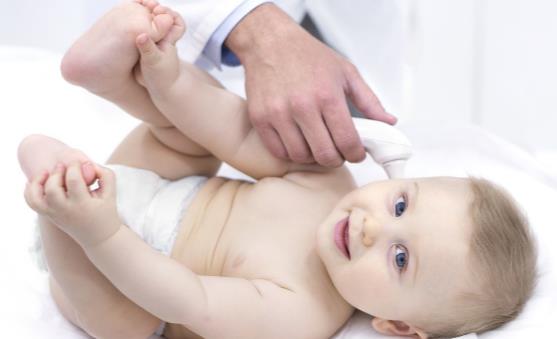 給寶寶退熱還在犯這些誤區嗎 簡單易學的寶寶發燒護理方式