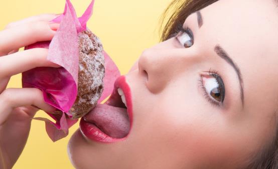 嘴巴里時(shí)苦時(shí)甜有異味 中藥來(lái)消除口味異常