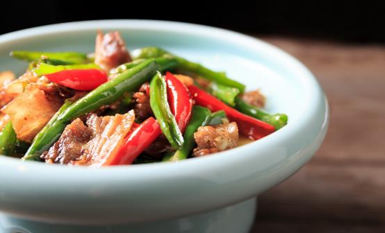 不宜和豬肉搭配的5種食物 同食有可能引起中毒