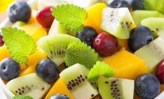 常吃獼猴桃可以緩解便秘還補(bǔ)腦  獼猴桃的2款減肥吃法