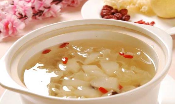 雪梨清熱去火化痰止咳 雪梨的食用禁忌