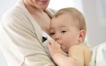 ?怎么判斷母乳是否不足 母乳喂養(yǎng)需信心別被假相迷惑
