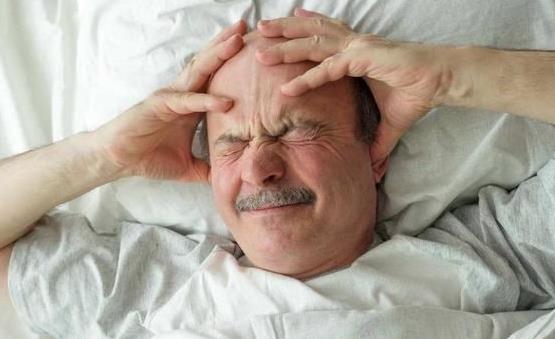 4個原因會引起老人睡不著 緩解老人失眠生活有規矩