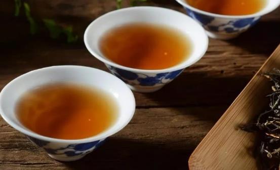 喝茶并不是越濃越好 7杯茶喝出健康