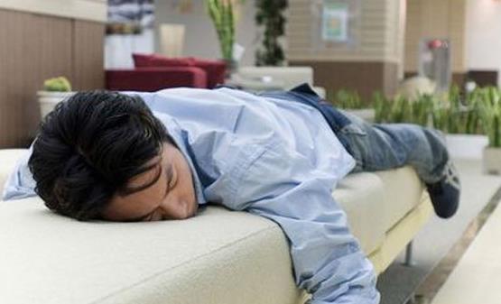 大酒傷肝傷害遠不止于此 飲酒的注意事項要牢記