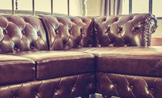 如何保養皮革家具 合成革面家具的日常清潔保養要點