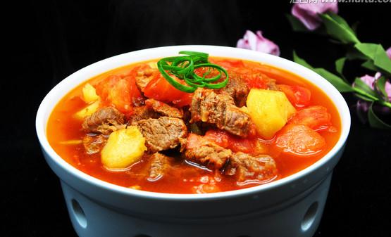 牛腩的好吃做法 番茄燉牛腩連吃帶喝風味無窮