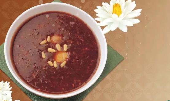 常見(jiàn)腫瘤患者的七大飲食誤區(qū) 高價(jià)吃抗癌食品是錯(cuò)誤的