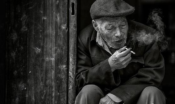 空巢老人必備的8種物品 空巢老人易出現的心理疾病 