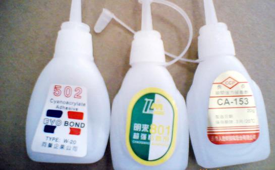 502膠水把手粘住了巧解決 使用502時如何防止502粘住手