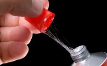 502膠水把手粘住了巧解決 使用502時(shí)如何防止502粘住手