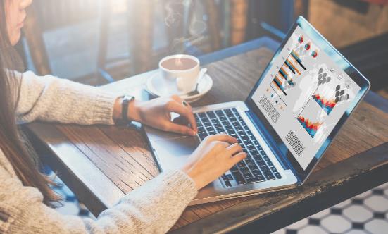 經常在電腦前工作應注意什么 如何預防電腦輻射的危害