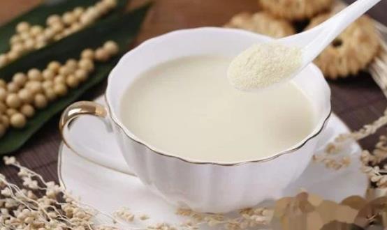 天天喝豆漿的好處 豆漿雖好要注意適量