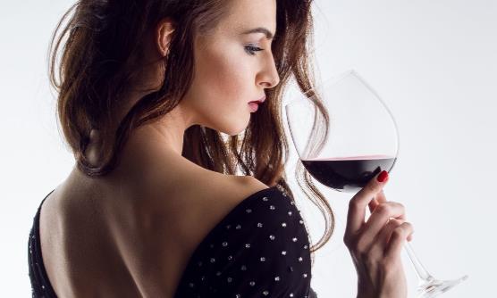 營養師教你十妙招千杯不醉 解酒的最快方法是什么