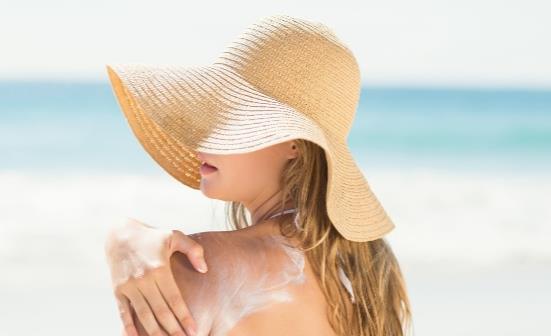 春季防曬必備4條小知識 春季防曬吃什么食物好