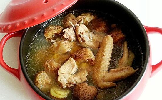 猴頭菇有葷中素之稱 猴頭菇的家常做法