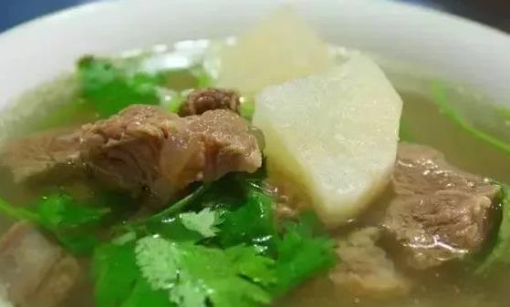 白蘿卜素有小人參的美譽(yù) 白蘿卜治療感冒咳嗽方