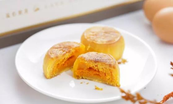 自制月餅健康美味又實(shí)惠 做法簡(jiǎn)單還充滿樂(lè)趣