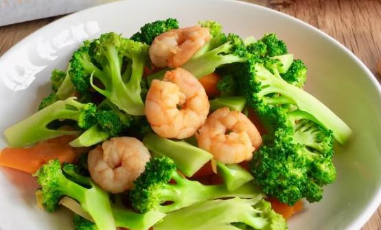 光吃肉對(duì)身體不健康 搭配開胃小菜不長(zhǎng)胖