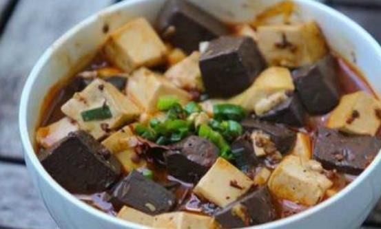 口腔潰瘍皮膚起小疙瘩 推薦四個有效的排毒食物