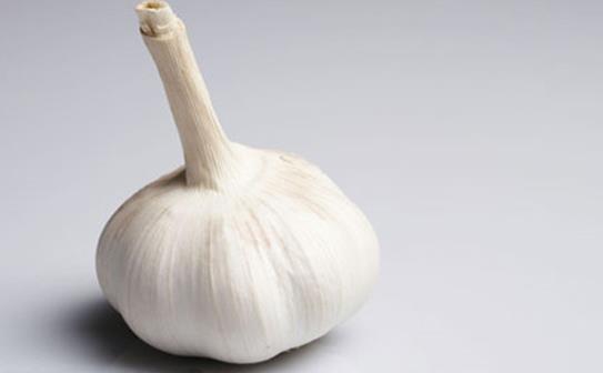 臉上痘痘多影響個人顏值 14個偏方輕松甩掉痘痘