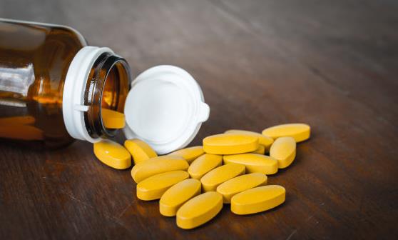 為了健康補充維生素c 服用維生素C片的作用及禁忌